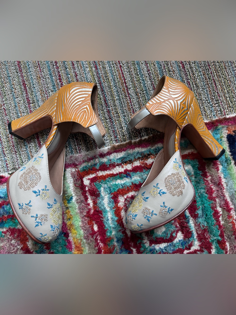 SOLD!! Fluevog NEARLY NEW W BOX Miracles Flora embroidered MJ platform heel-8 - Picture 9 of 16